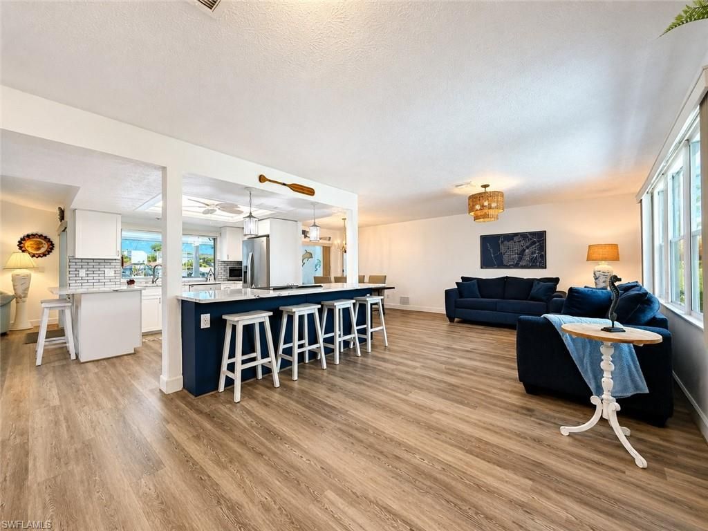 3714 SE 12th CT, CAPE CORAL, FL 33904 — photo 2