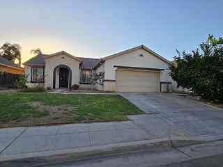 2312 S Bush Avenue, Fresno, CA 93727