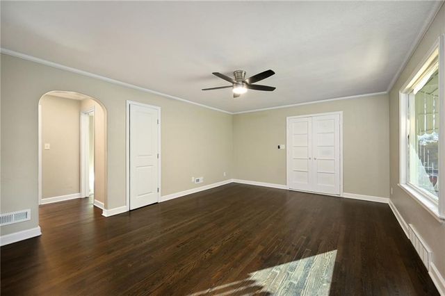 8301 Highland Avenue, Kansas City, MO 64131