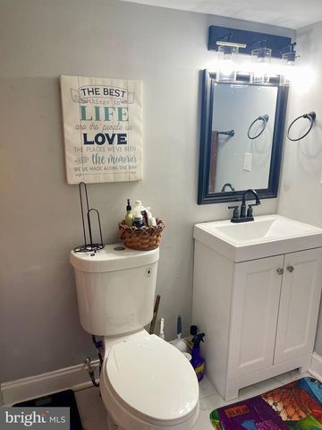 4104 CHATHAM RD, Baltimore, MD 21207