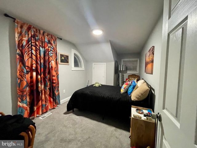 4104 CHATHAM RD, Baltimore, MD 21207