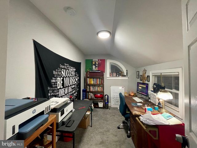 4104 CHATHAM RD, Baltimore, MD 21207