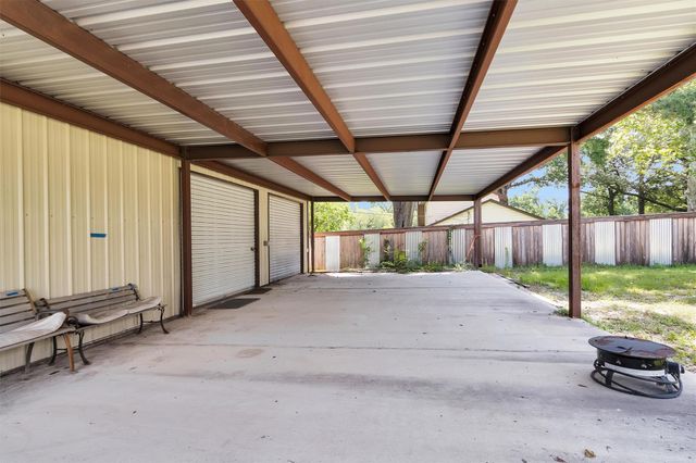 11580 Calfee Road, Conroe, TX 77304