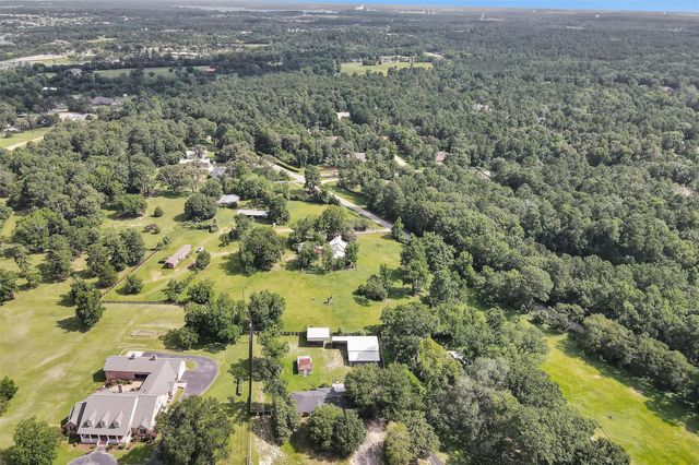 11580 Calfee Road, Conroe, TX 77304