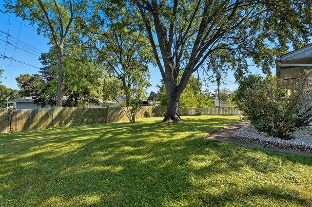 7701 Whitcomb Street, Merrillville, IN 46410