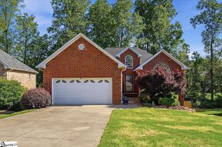 379 Sandpiper Drive, Boiling Springs, SC 29316