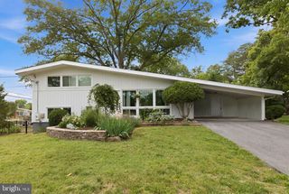 4000 JAVINS DR, Alexandria, VA 22310
