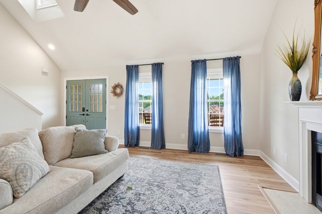 104 Brookview Cir, Goodlettsville, TN 37072