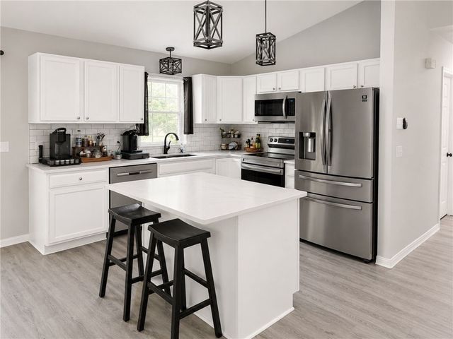 23 Cook Street, Coventry, RI 02816