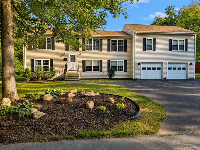 23 Cook Street, Coventry, RI 02816