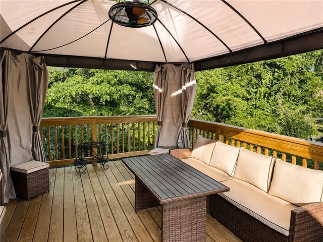 23 Cook Street, Coventry, RI 02816