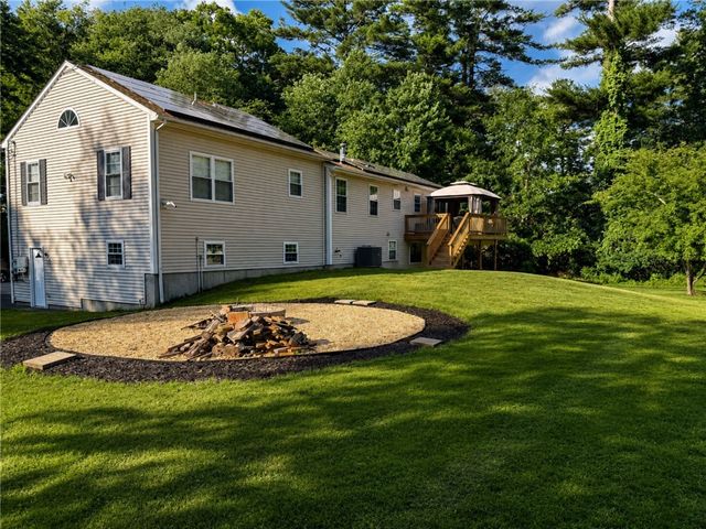 23 Cook Street, Coventry, RI 02816