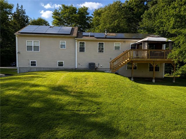 23 Cook Street, Coventry, RI 02816
