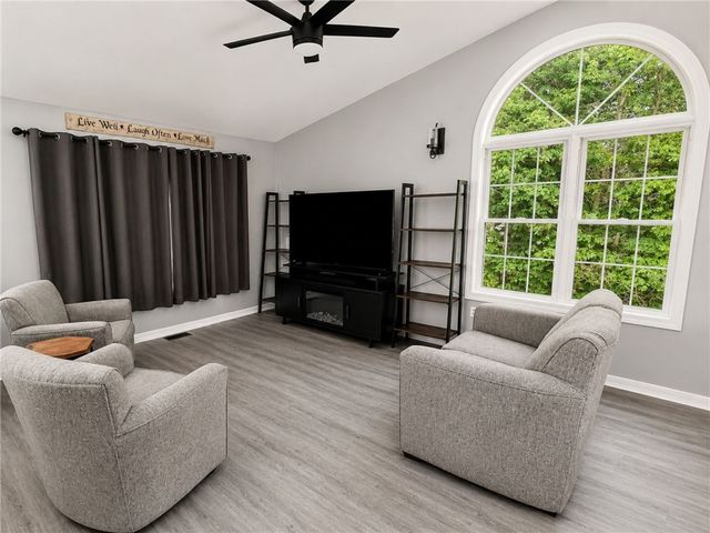 23 Cook Street, Coventry, RI 02816