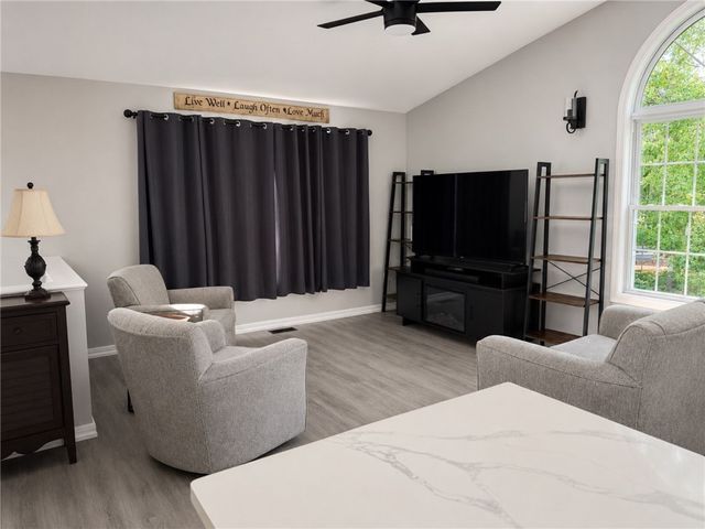 23 Cook Street, Coventry, RI 02816