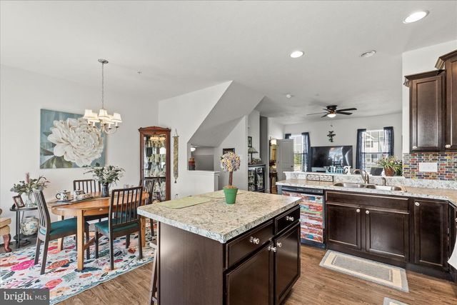 66 AYRSHIRE DR, Hanover, PA 17331