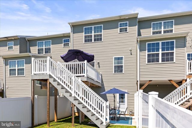 66 AYRSHIRE DR, Hanover, PA 17331