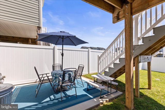 66 AYRSHIRE DR, Hanover, PA 17331