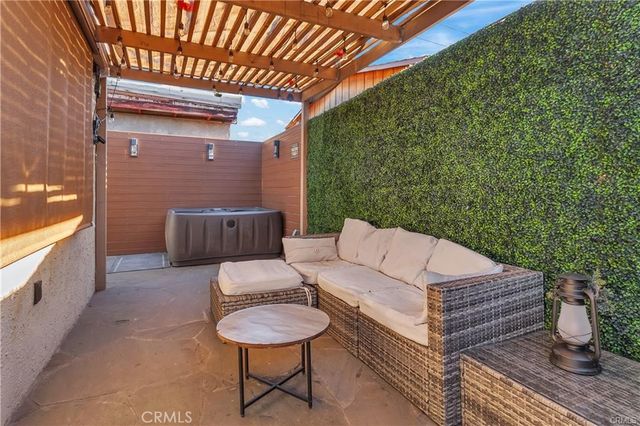 4610 Leonis, Commerce, CA 90040