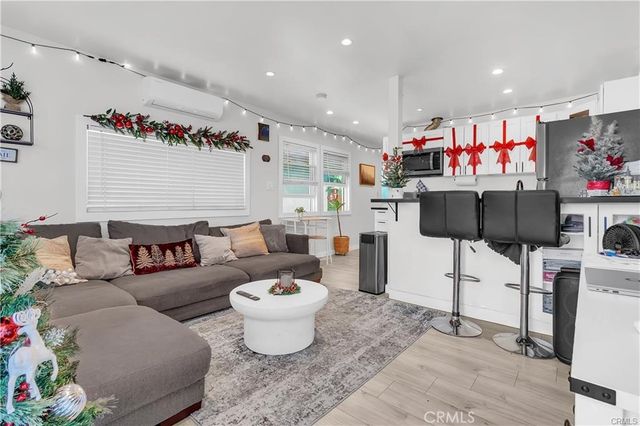 4610 Leonis, Commerce, CA 90040