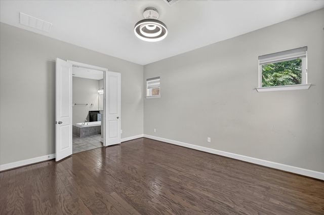 7840 Renderbrook Bend, Irving, TX 75063