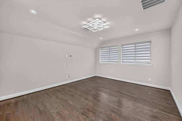 7840 Renderbrook Bend, Irving, TX 75063