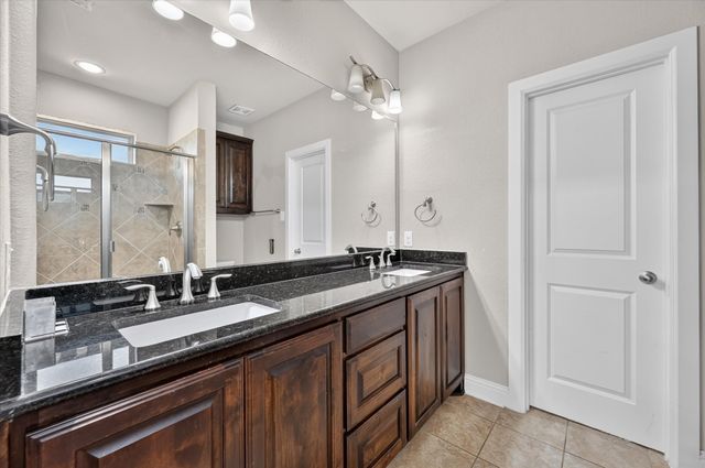 7840 Renderbrook Bend, Irving, TX 75063