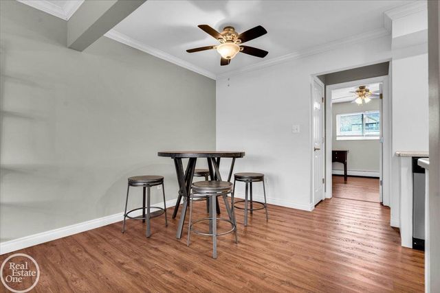 1606 Oakland Avenue, St Clair, MI 48079
