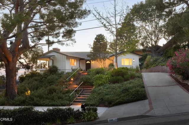 2335 Jayma Lane, La Crescenta, CA 91214