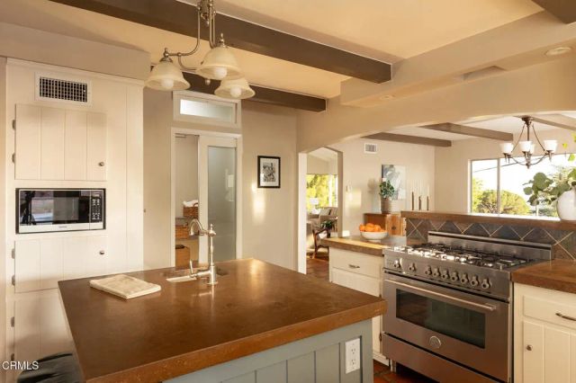 2335 Jayma Lane, La Crescenta, CA 91214