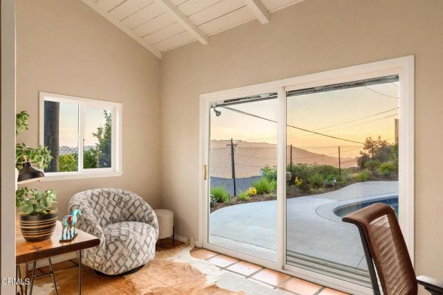 2335 Jayma Lane, La Crescenta, CA 91214