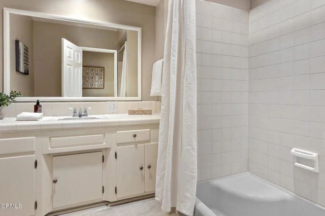 2335 Jayma Lane, La Crescenta, CA 91214