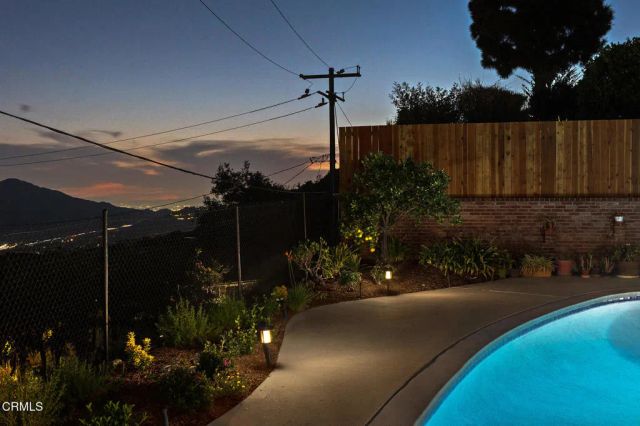 2335 Jayma Lane, La Crescenta, CA 91214