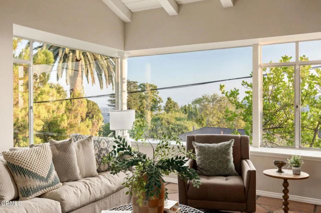 2335 Jayma Lane, La Crescenta, CA 91214