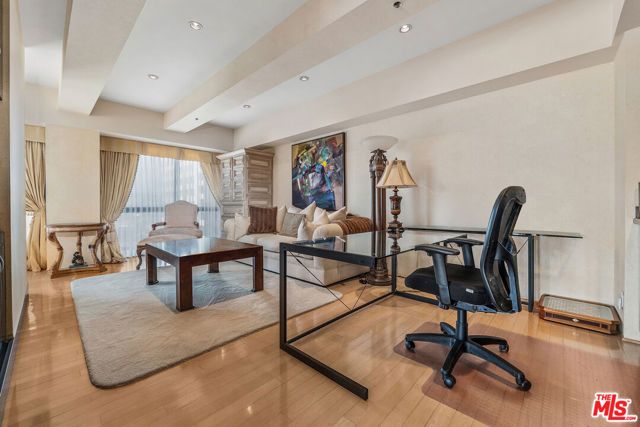 10790 Wilshire Boulevard 1001, Los Angeles, CA 90024