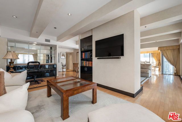 10790 Wilshire Boulevard 1001, Los Angeles, CA 90024
