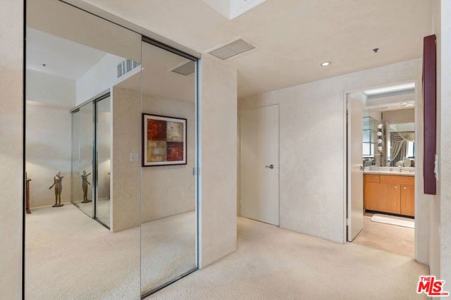 10790 Wilshire Boulevard 1001, Los Angeles, CA 90024