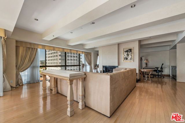 10790 Wilshire Boulevard 1001, Los Angeles, CA 90024