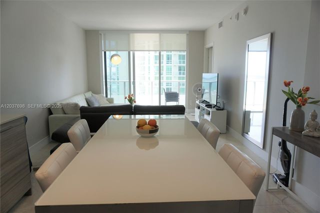 1300 Brickell Bay Drive 1904, Miami, FL 33131
