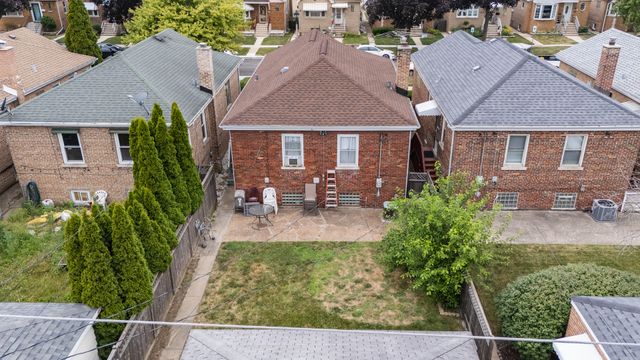 3837 Harvey Avenue, Berwyn, IL 60402