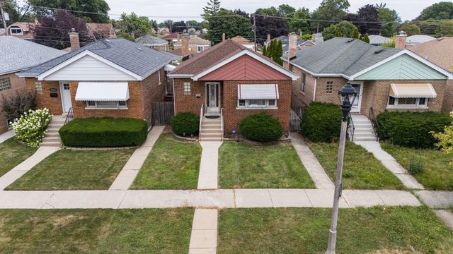 3837 Harvey Avenue, Berwyn, IL 60402
