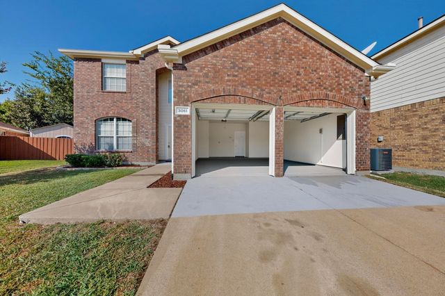 3061 Elmbrook Drive, Grand Prairie, TX 75052