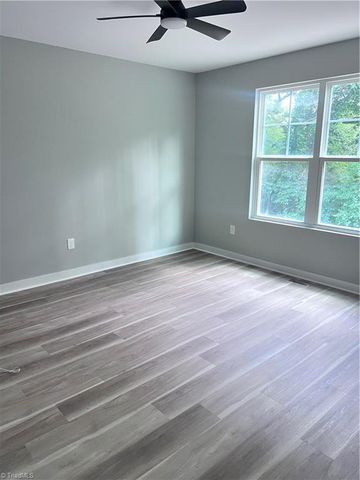 921 Redding Drive, High Point, NC 27260