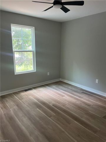 921 Redding Drive, High Point, NC 27260