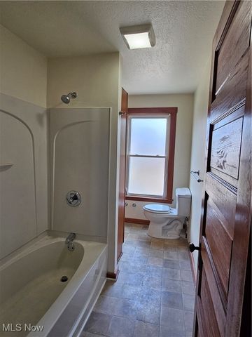 46 & 48 Hyde Avenue, Niles, OH 44446