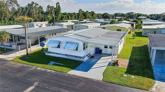 653 Future DR, North Fort Myers, FL 33917