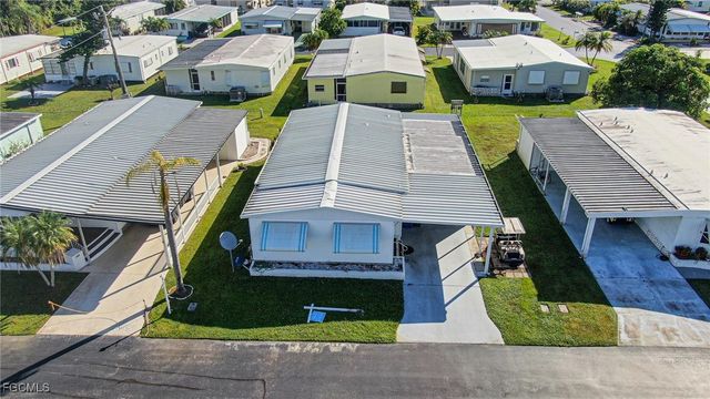 653 Future DR, North Fort Myers, FL 33917