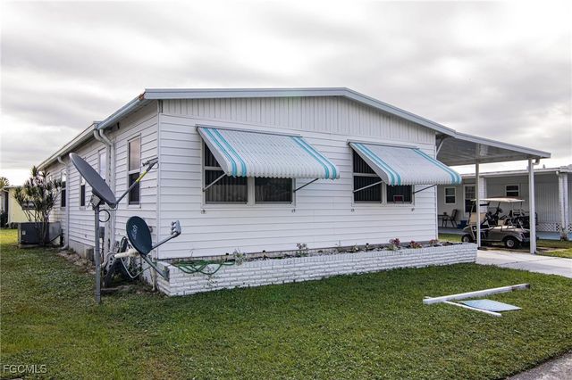 653 Future DR, North Fort Myers, FL 33917