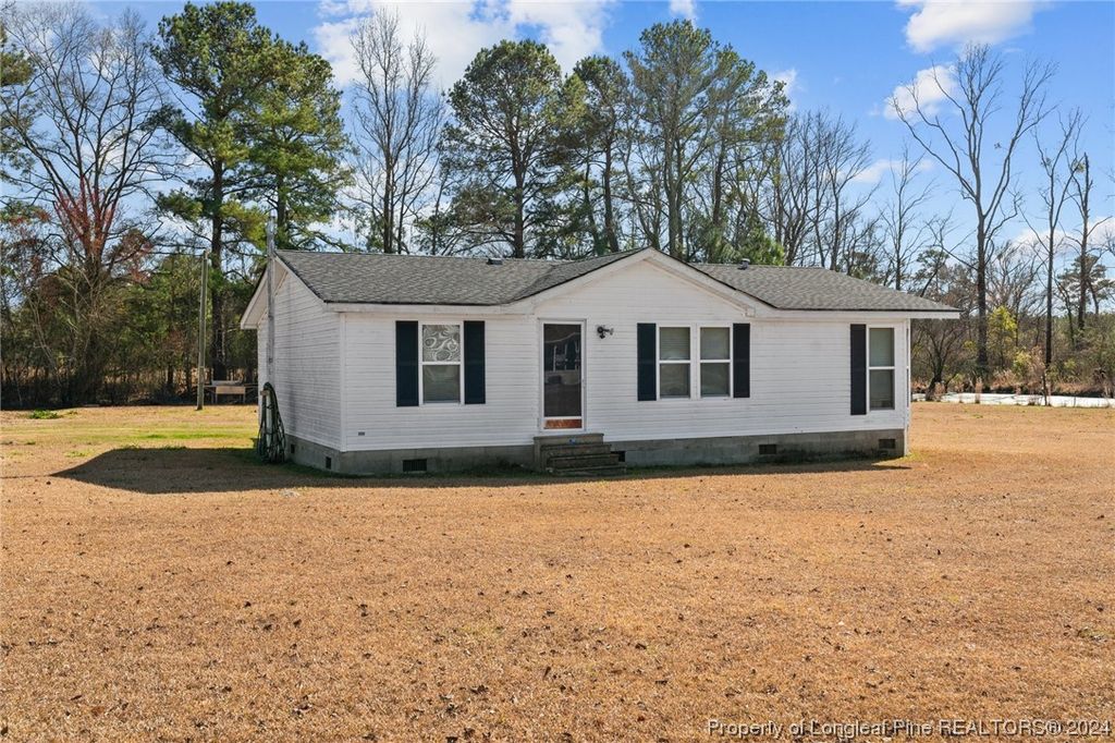 2225 Hardin Farms Road, Fairmont, NC 28340 — photo 2