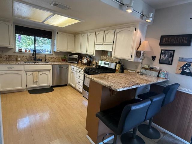 2468 Falcon Drive, Paso Robles, CA 93446